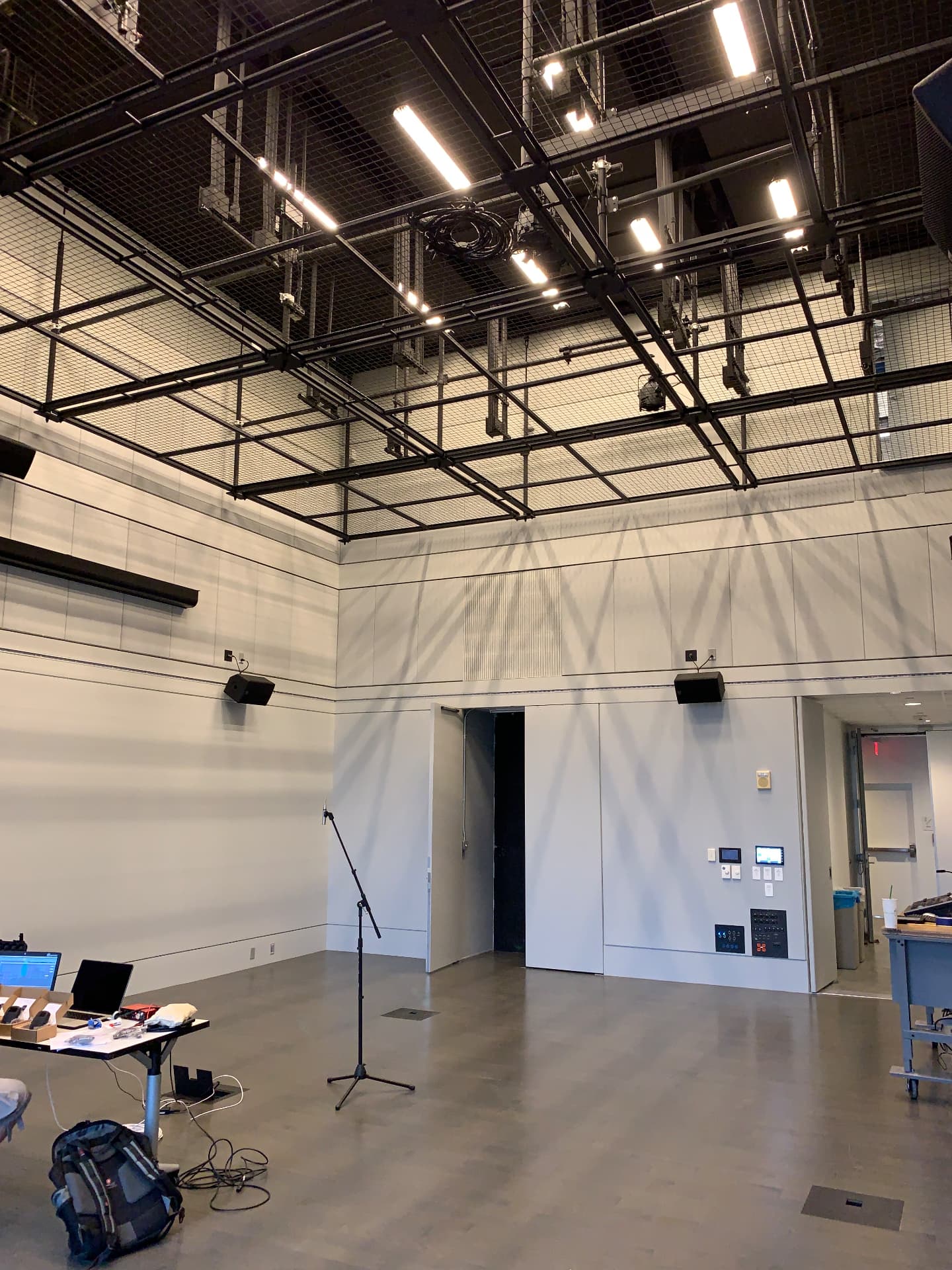 Surround loudspeakers and control station in the flexible studio.
